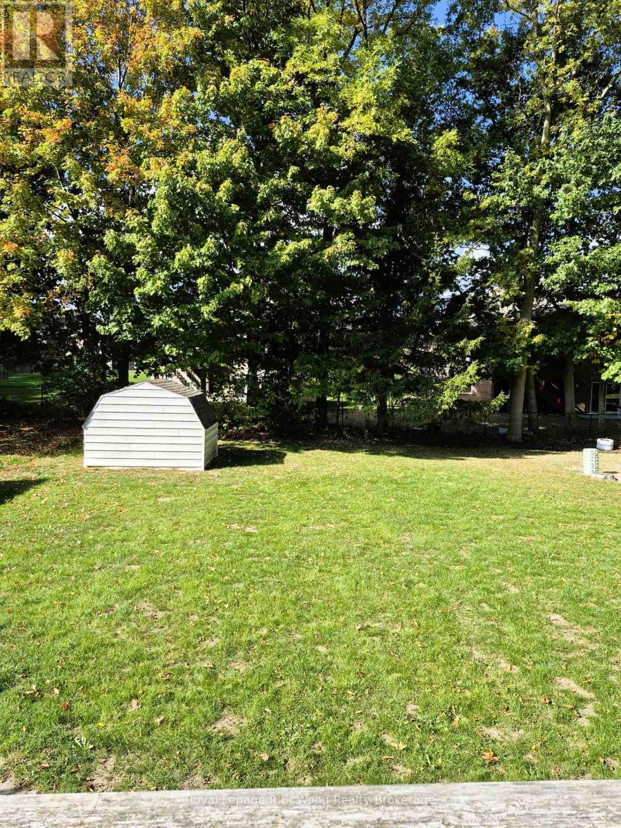 15 Trottier Drive, Tillsonburg, Ontario  N4G 4P6 - Photo 22 - X12447445