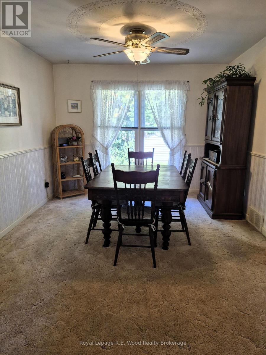 15 Trottier Drive, Tillsonburg, Ontario  N4G 4P6 - Photo 9 - X12447445