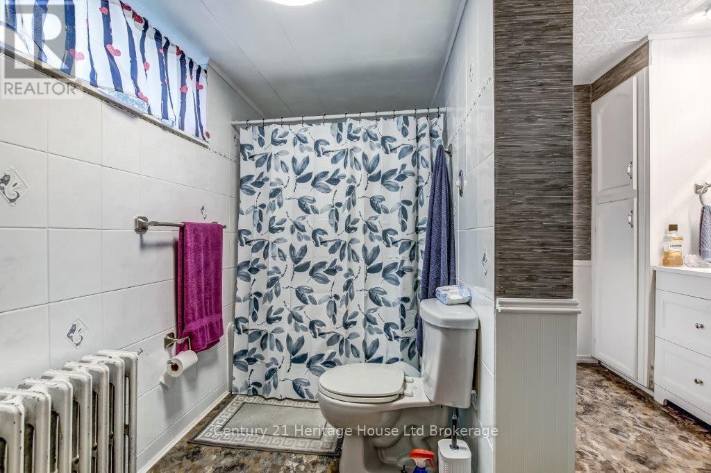 285 Highway 3, Norfolk, Ontario  N4G 4G7 - Photo 24 - X12449811