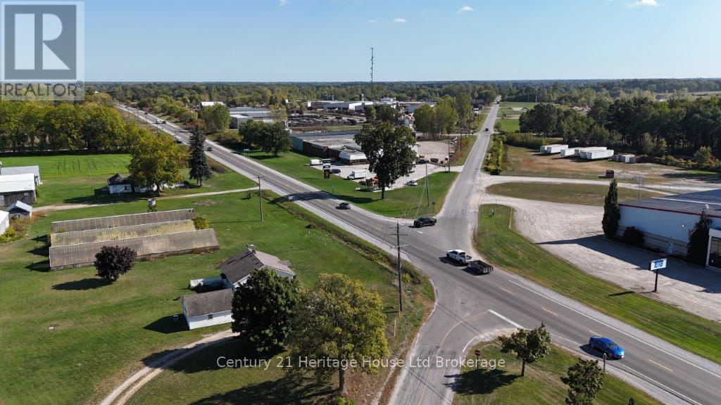 285 Highway 3, Norfolk, Ontario  N4G 4G7 - Photo 8 - X12449811