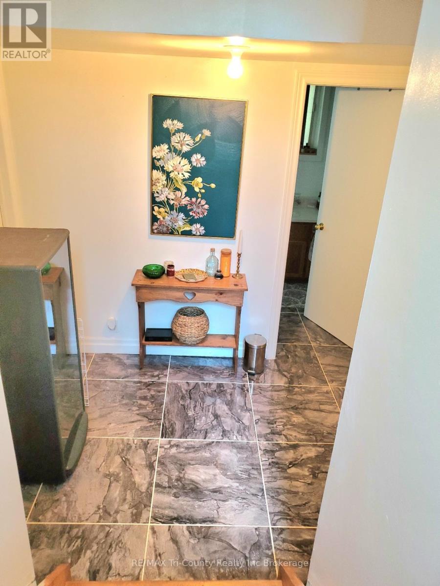 5 Rosemarie Boulevard, Norfolk (Wyecombe), Ontario  N4B 2W4 - Photo 15 - X12449979