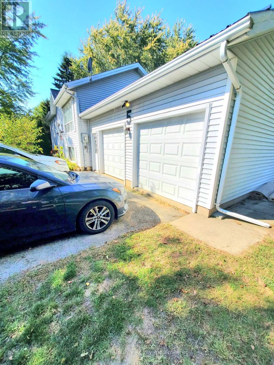 5 Rosemarie Boulevard, Norfolk (Wyecombe), Ontario  N4B 2W4 - Photo 40 - X12449979