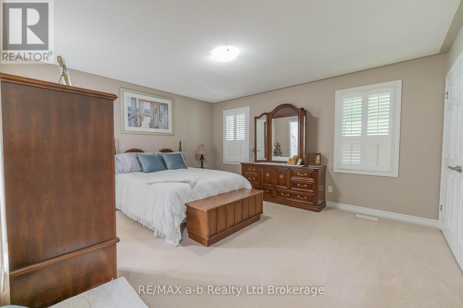 23 Armstrong Drive, Tillsonburg, Ontario  N4G 5T3 - Photo 19 - X12459711