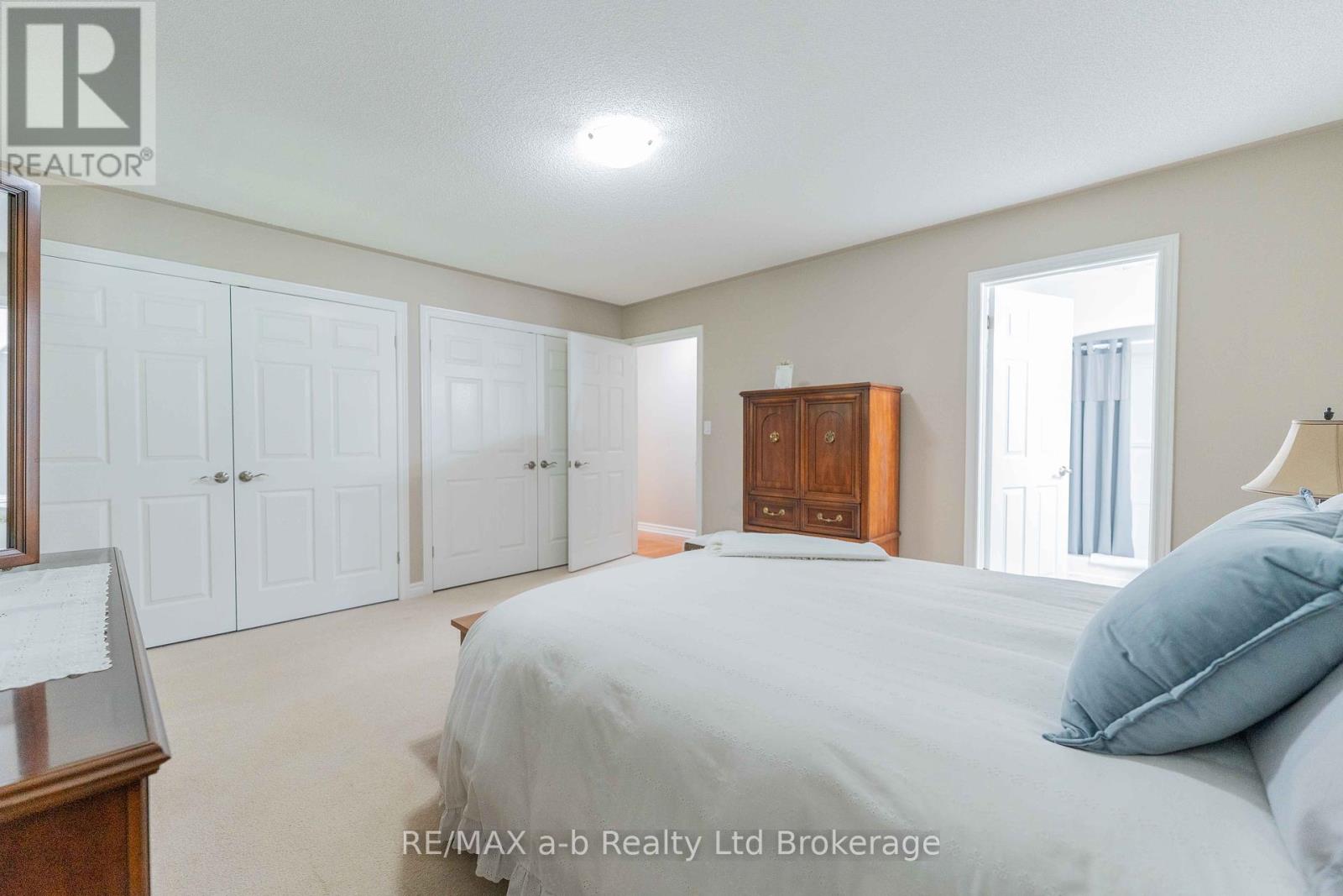 23 Armstrong Drive, Tillsonburg, Ontario  N4G 5T3 - Photo 20 - X12459711