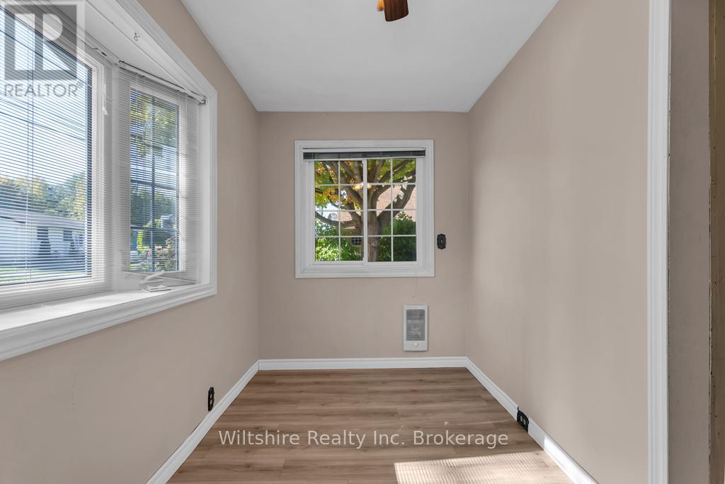 22 Adams Street, Norfolk (Courtland), Ontario  N0J 1E0 - Photo 4 - X12460664