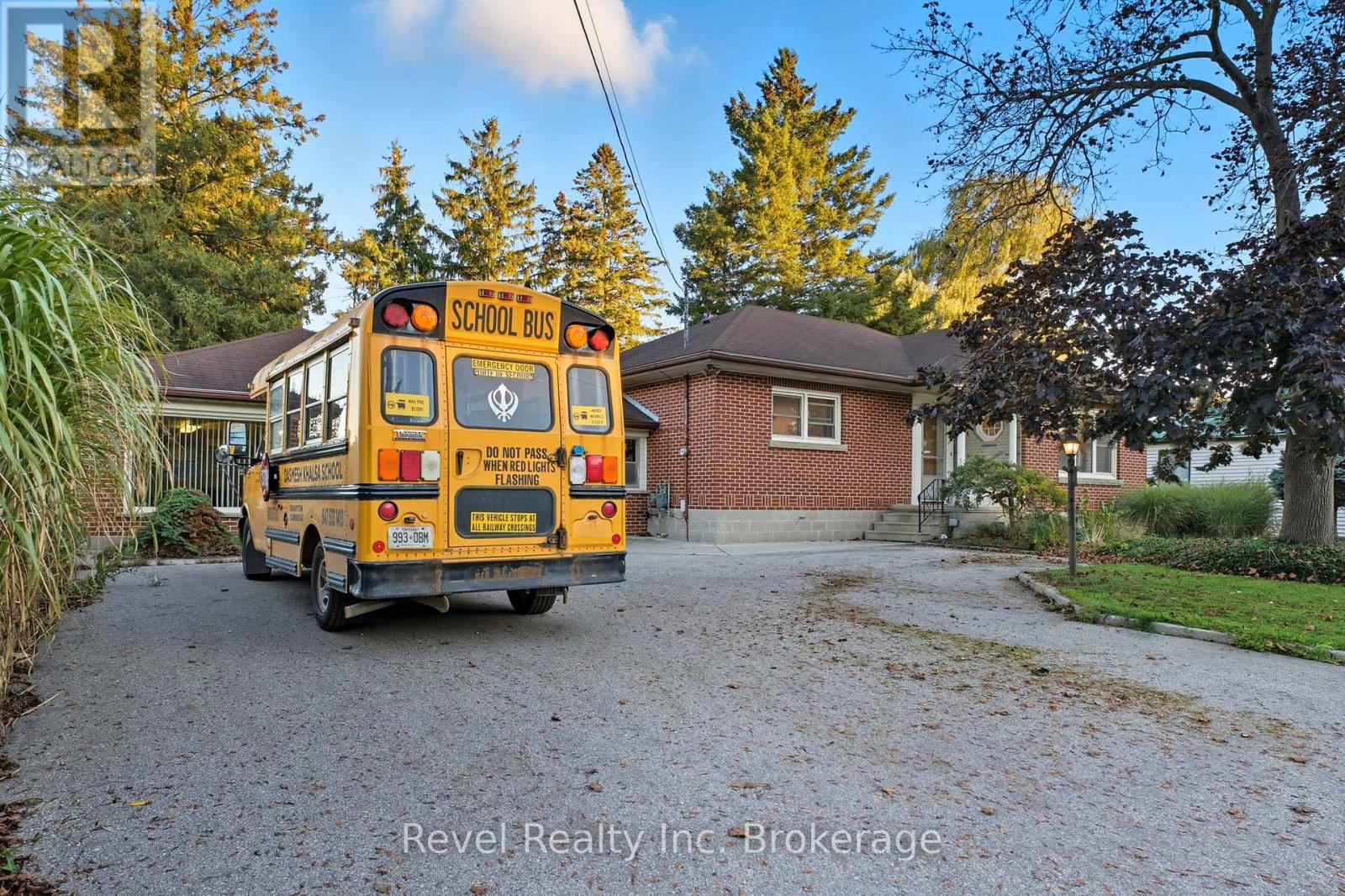 87 Blandford Street, East Zorra-Tavistock (Innerkip), Ontario  N0J 1M0 - Photo 9 - X12462863