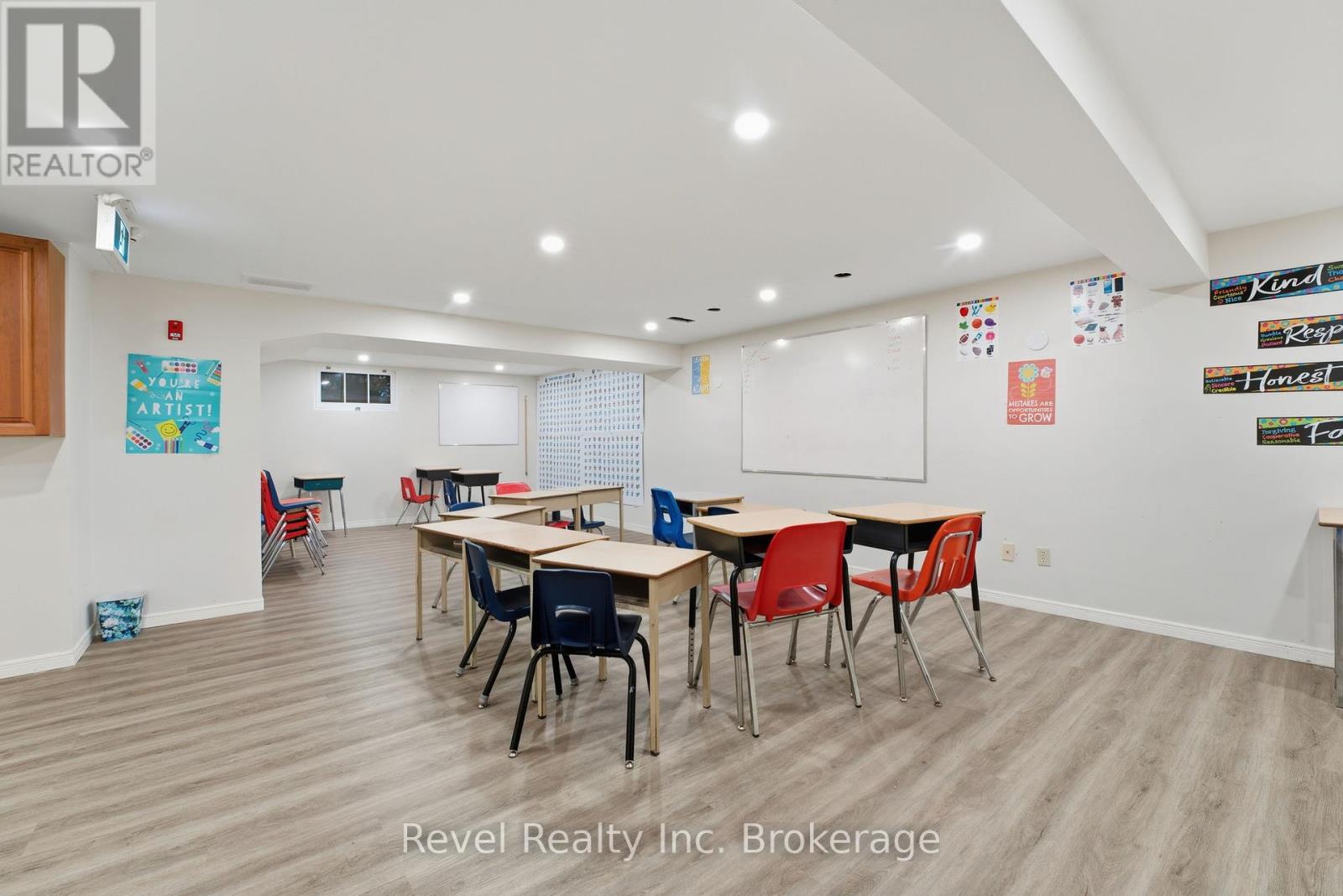 87 Blandford Street, East Zorra-Tavistock (Innerkip), Ontario  N0J 1M0 - Photo 35 - X12462868