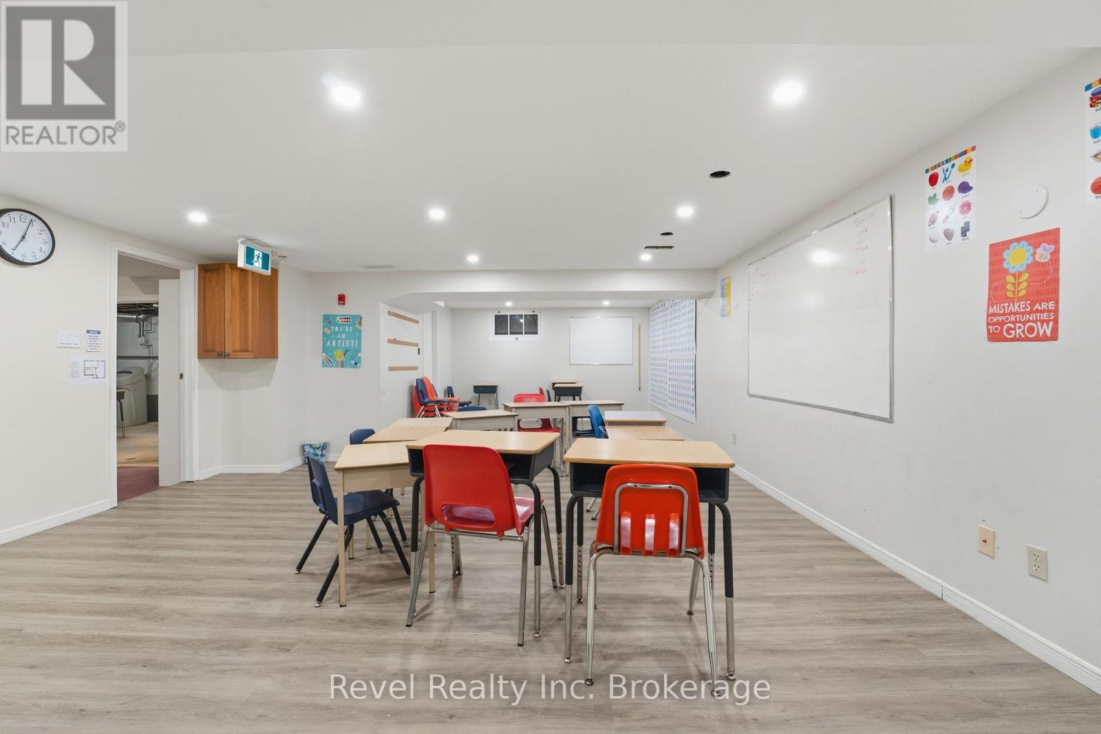 87 Blandford Street, East Zorra-Tavistock (Innerkip), Ontario  N0J 1M0 - Photo 36 - X12462868