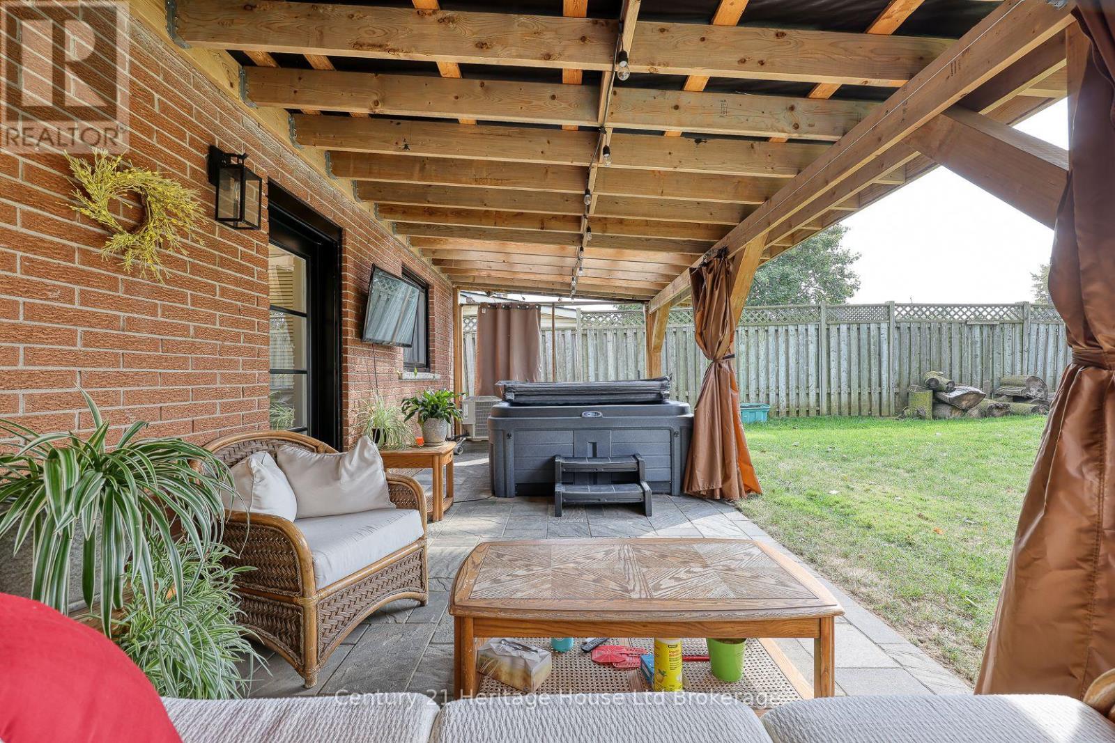 275 Cartier Drive N, Woodstock (Woodstock - North), Ontario  N4S 7T9 - Photo 35 - X12465529