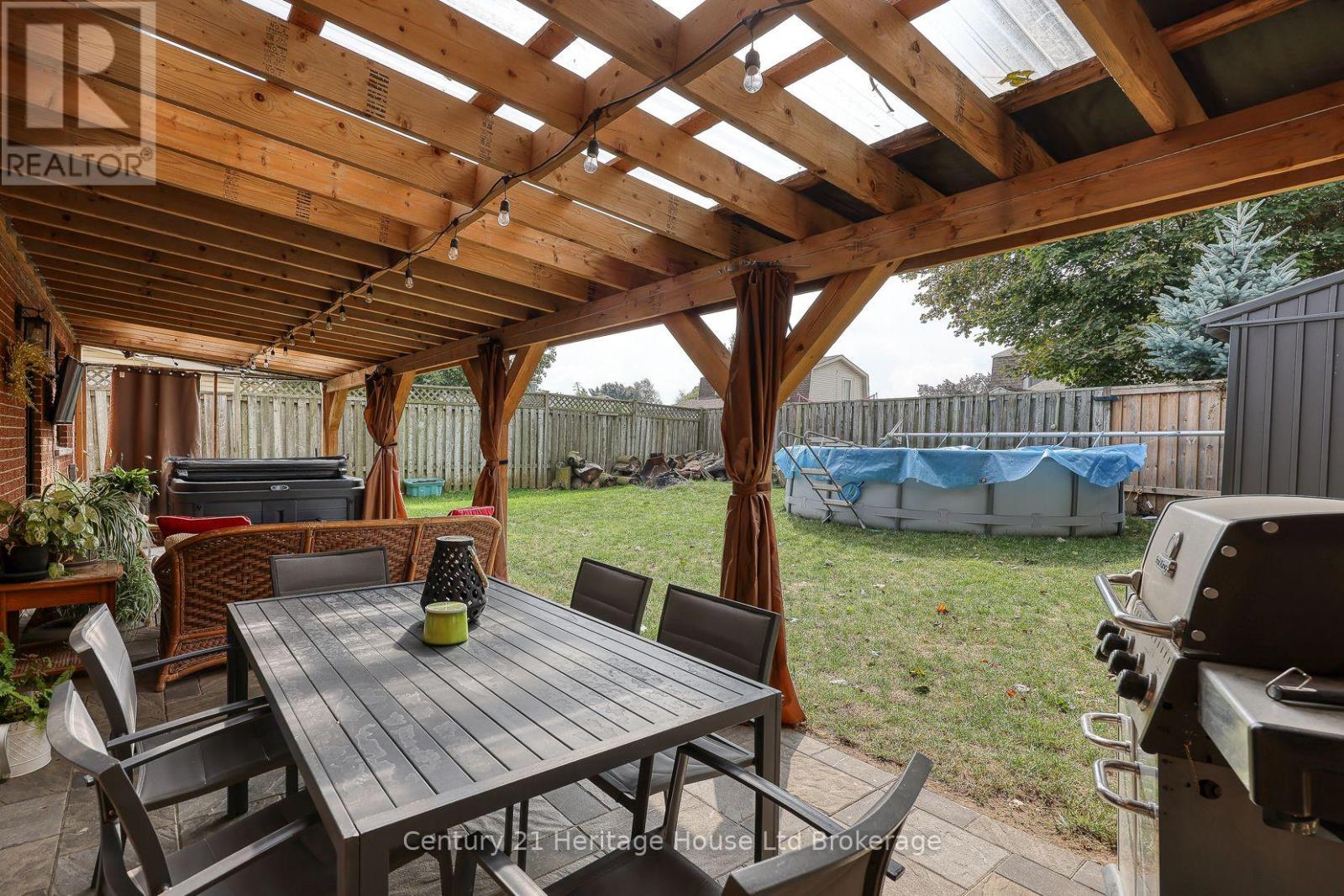 275 Cartier Drive N, Woodstock (Woodstock - North), Ontario  N4S 7T9 - Photo 37 - X12465529