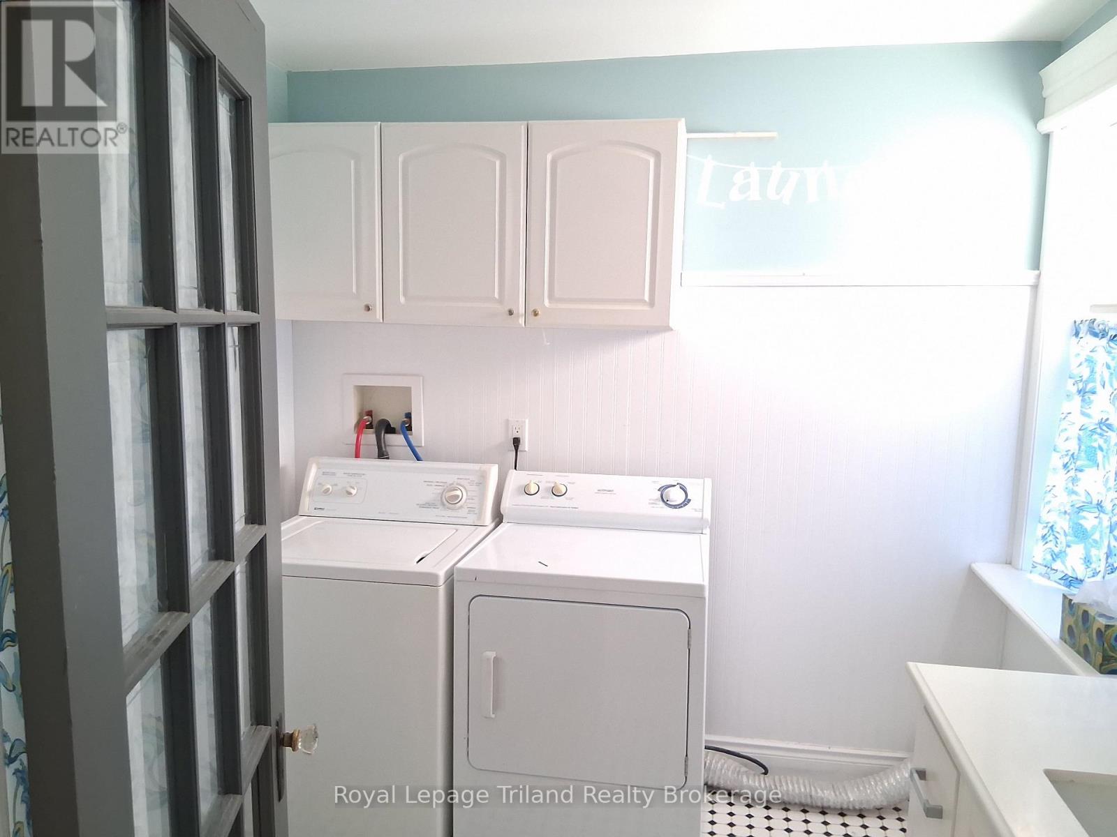 338 Smith Street, Central Elgin (Port Stanley), Ontario  N5L 1C6 - Photo 11 - X12466164