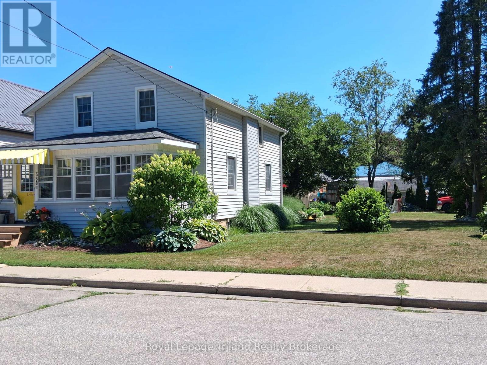 338 Smith Street, Central Elgin (Port Stanley), Ontario  N5L 1C6 - Photo 2 - X12466164