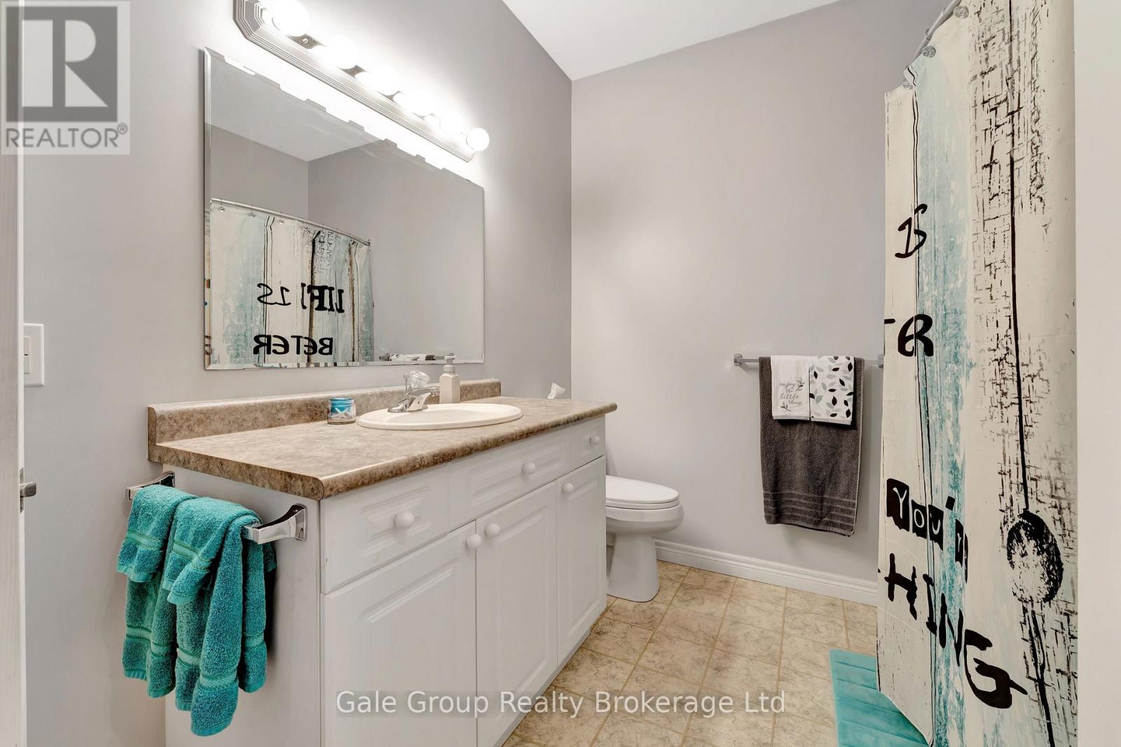 693 Southwood Way, Woodstock (Woodstock - South), Ontario  N4V 1H5 - Photo 17 - X12483477