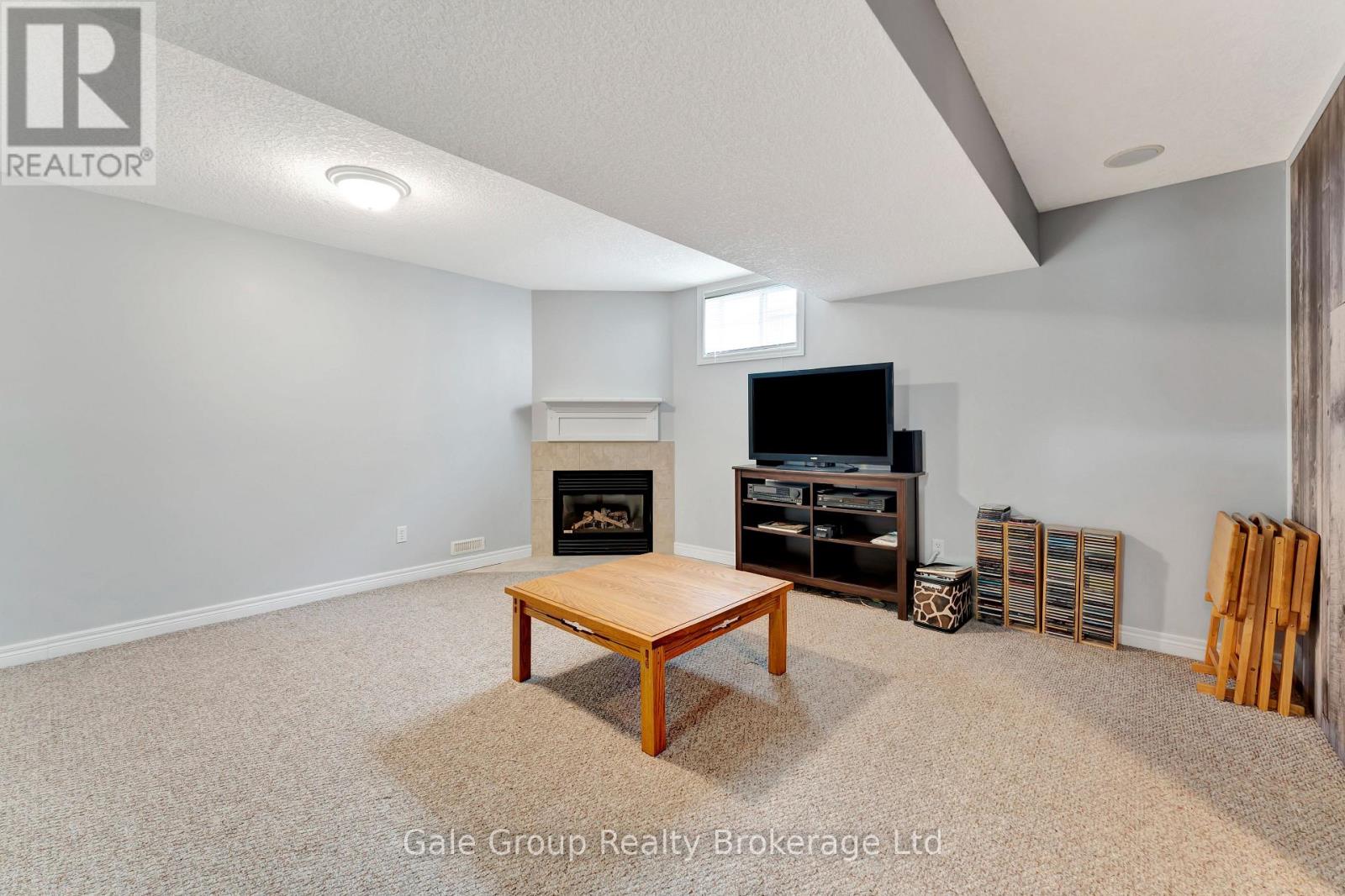 693 Southwood Way, Woodstock (Woodstock - South), Ontario  N4V 1H5 - Photo 24 - X12483477