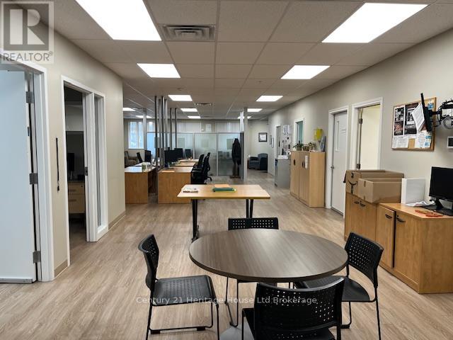 41 Broadway Street, Tillsonburg, Ontario  N4G 3P4 - Photo 11 - X12485546