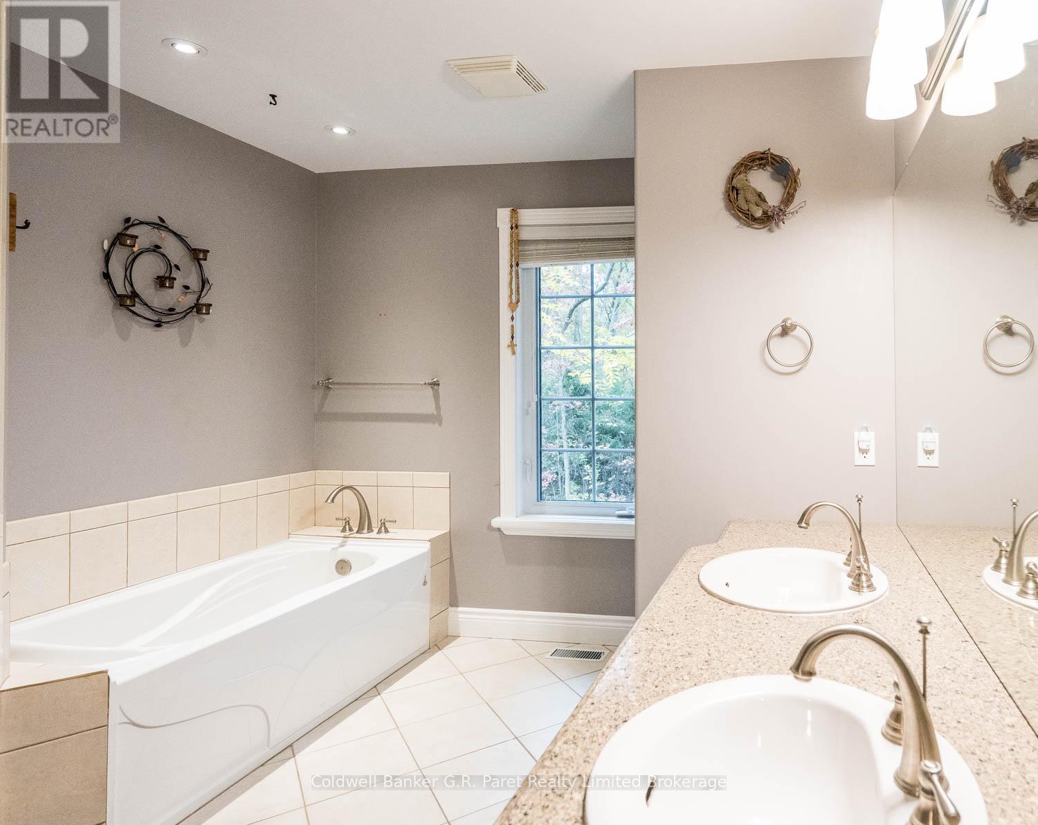 9862 Lakeshore Drive, Lambton Shores (Grand Bend), Ontario  N0M 1T0 - Photo 30 - X12489656