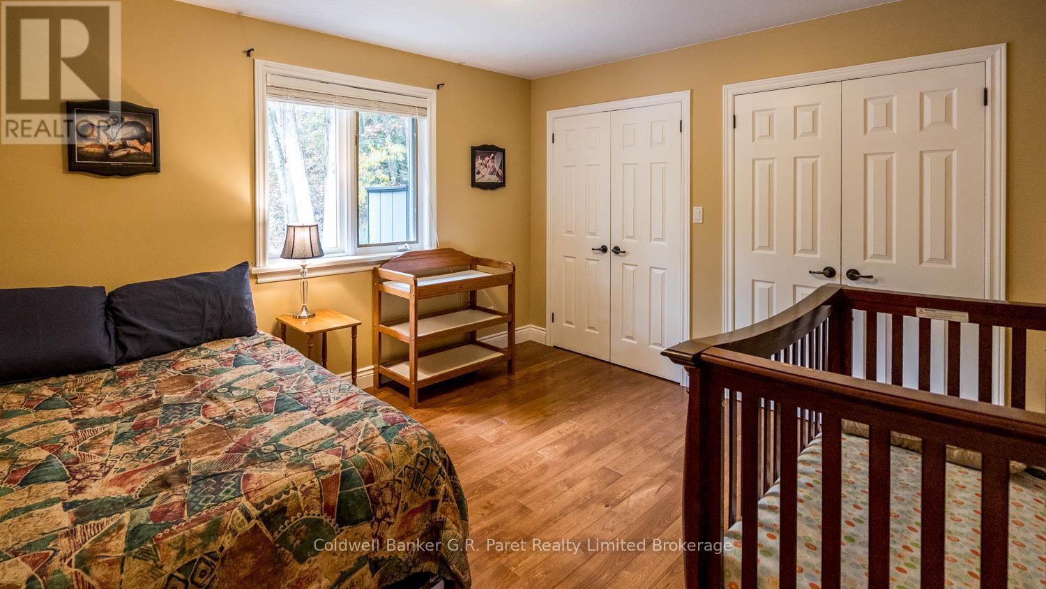 9862 Lakeshore Drive, Lambton Shores (Grand Bend), Ontario  N0M 1T0 - Photo 33 - X12489656