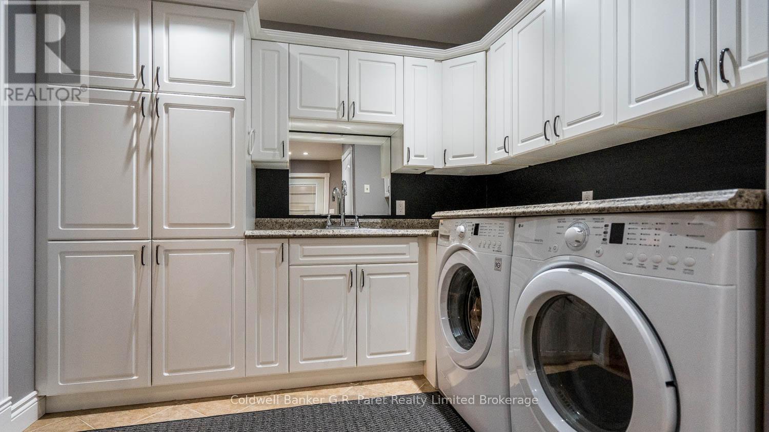 9862 Lakeshore Drive, Lambton Shores (Grand Bend), Ontario  N0M 1T0 - Photo 37 - X12489656