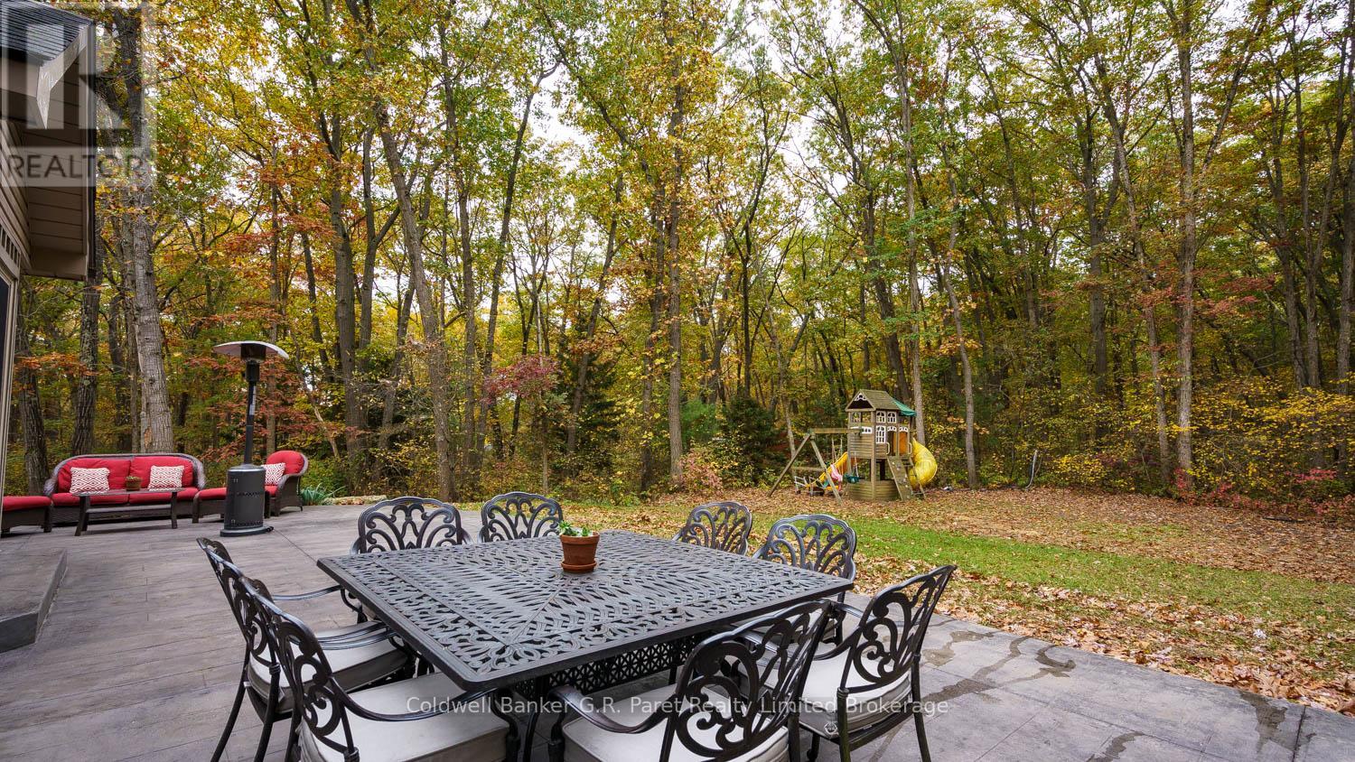 9862 Lakeshore Drive, Lambton Shores (Grand Bend), Ontario  N0M 1T0 - Photo 44 - X12489656