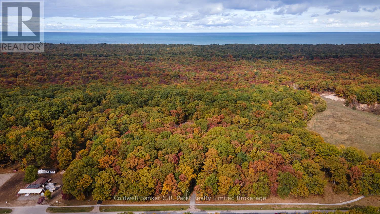 9862 Lakeshore Drive, Lambton Shores (Grand Bend), Ontario  N0M 1T0 - Photo 45 - X12489656