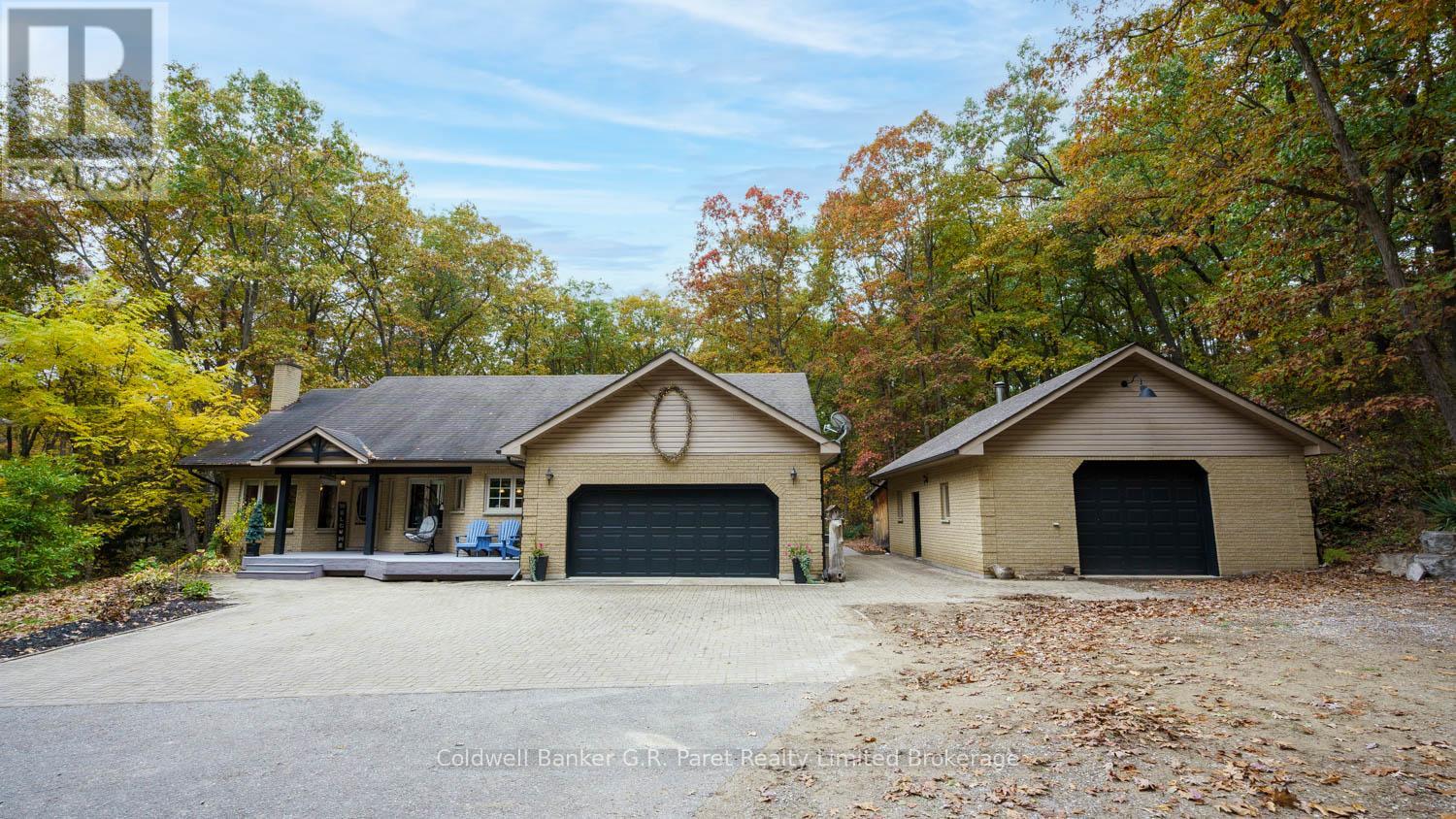 9862 Lakeshore Drive, Lambton Shores (Grand Bend), Ontario  N0M 1T0 - Photo 6 - X12489656