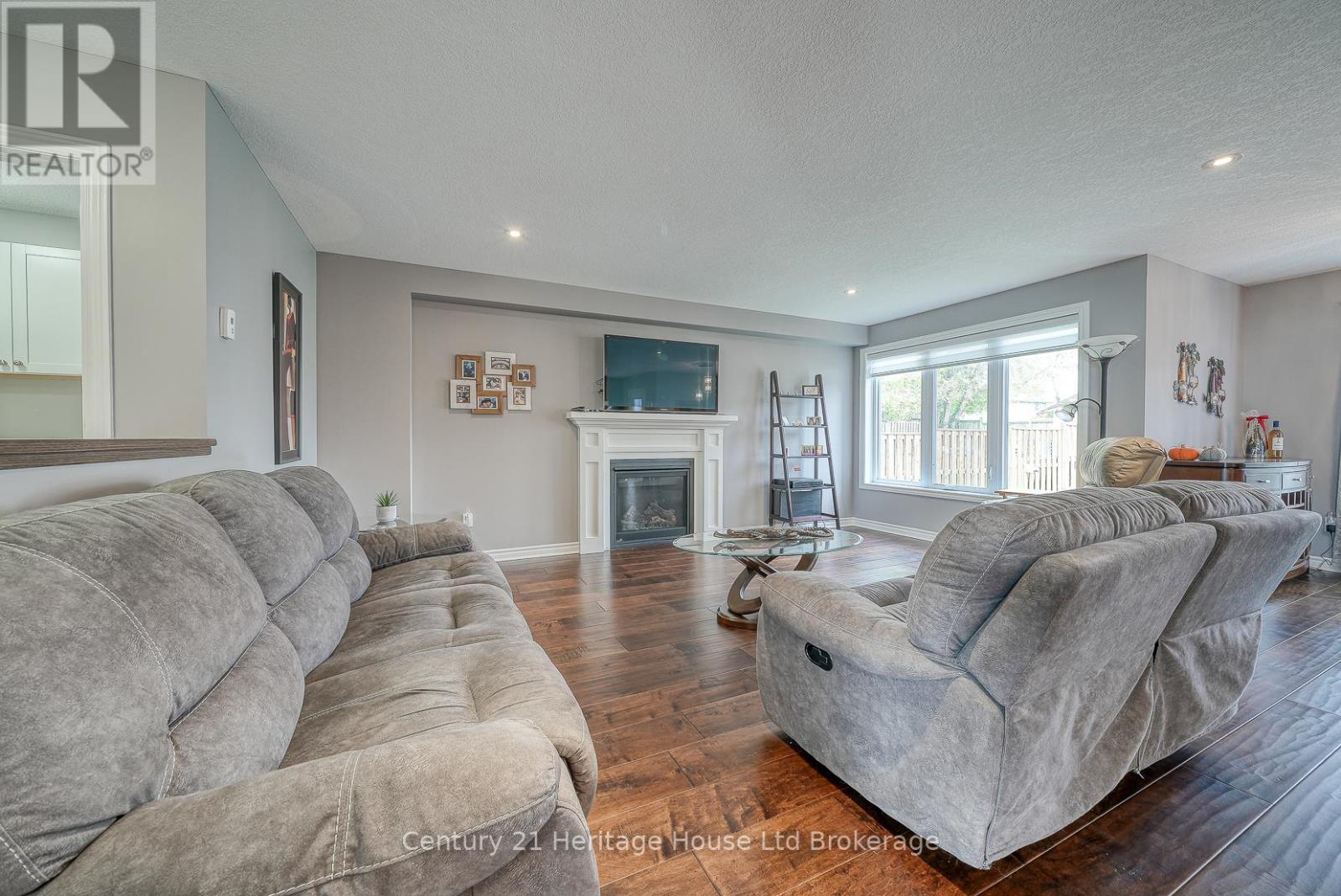 76 Pearl Street, Tillsonburg, Ontario  N4G 0A3 - Photo 12 - X12490308