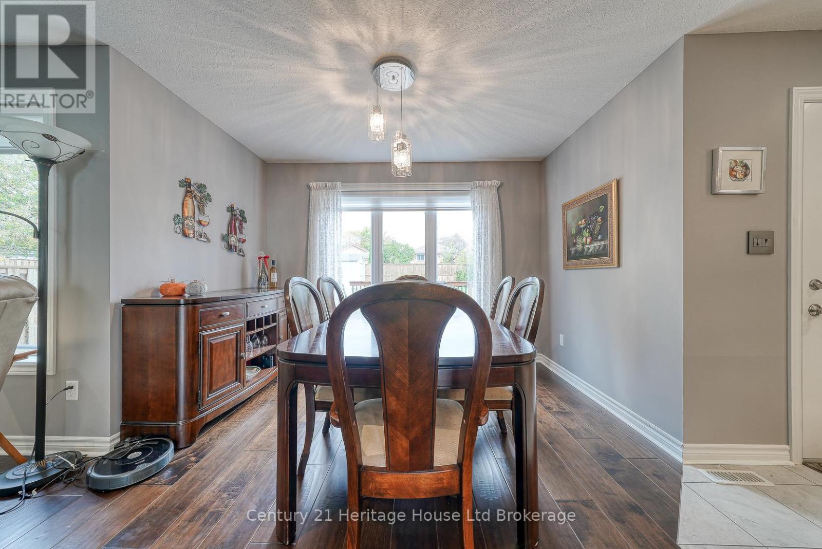 76 Pearl Street, Tillsonburg, Ontario  N4G 0A3 - Photo 14 - X12490308