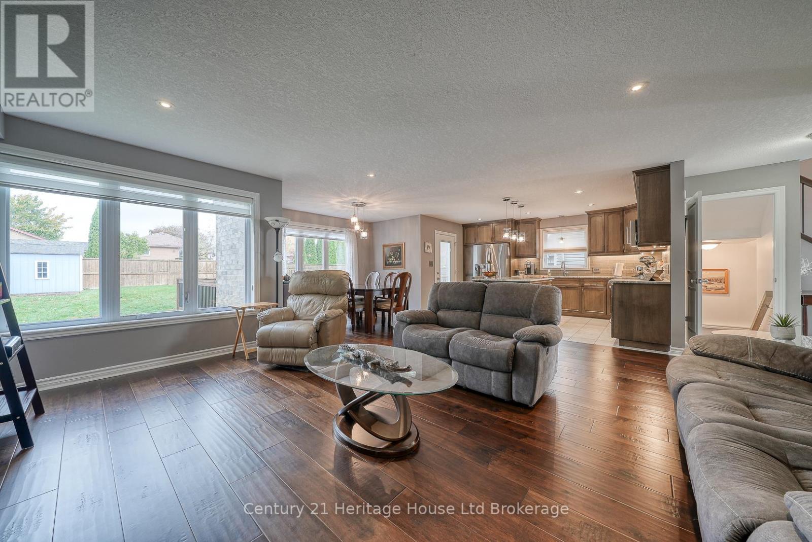 76 Pearl Street, Tillsonburg, Ontario  N4G 0A3 - Photo 15 - X12490308