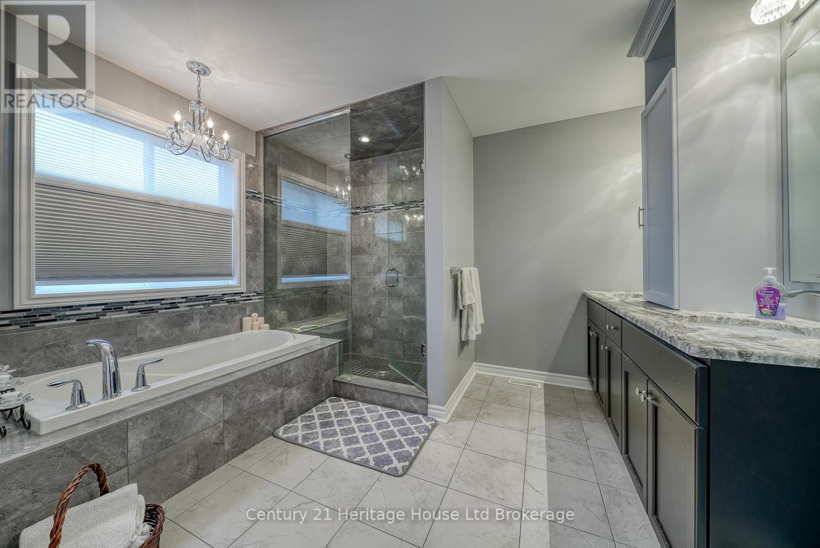 76 Pearl Street, Tillsonburg, Ontario  N4G 0A3 - Photo 24 - X12490308