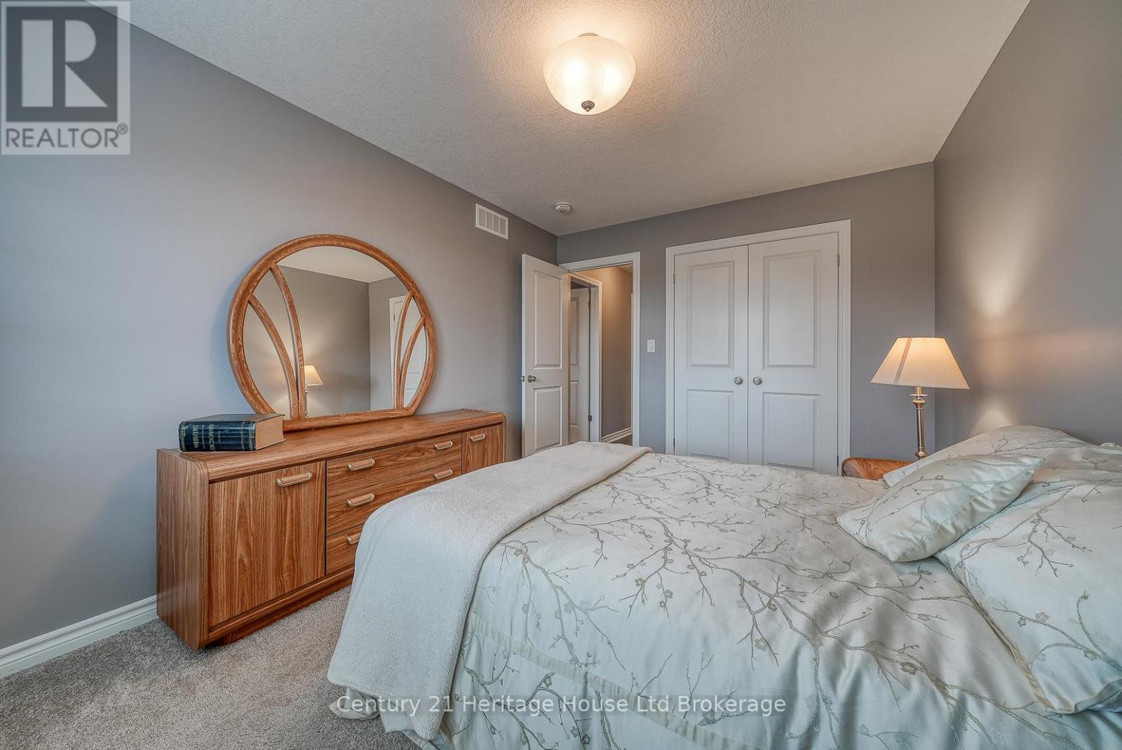 76 Pearl Street, Tillsonburg, Ontario  N4G 0A3 - Photo 32 - X12490308