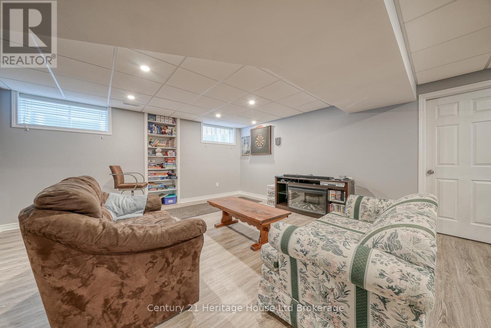 76 Pearl Street, Tillsonburg, Ontario  N4G 0A3 - Photo 35 - X12490308