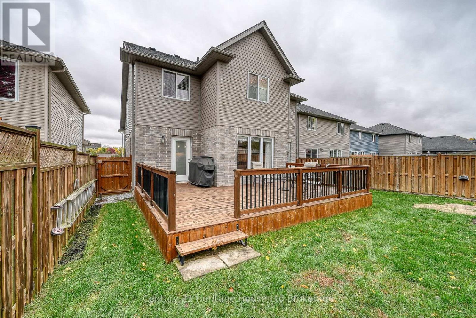 76 Pearl Street, Tillsonburg, Ontario  N4G 0A3 - Photo 38 - X12490308