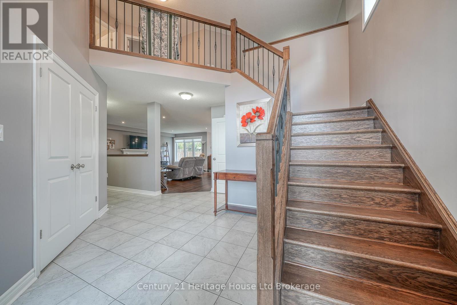 76 Pearl Street, Tillsonburg, Ontario  N4G 0A3 - Photo 4 - X12490308