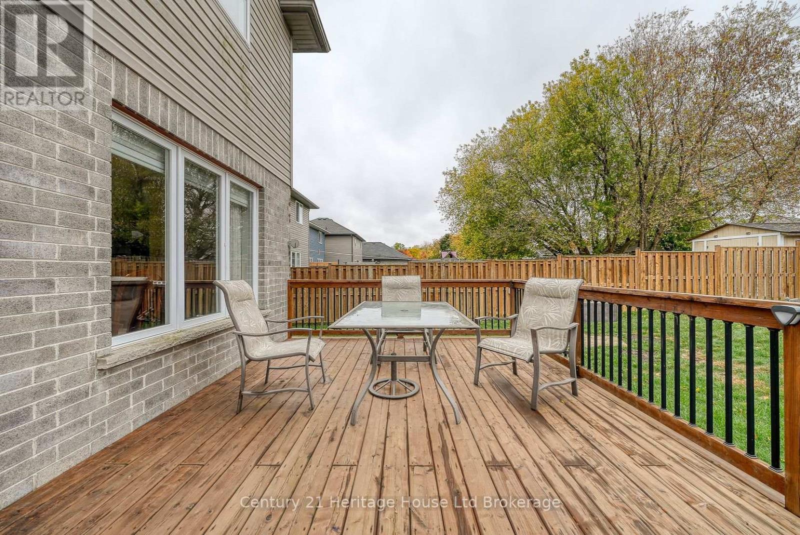 76 Pearl Street, Tillsonburg, Ontario  N4G 0A3 - Photo 44 - X12490308