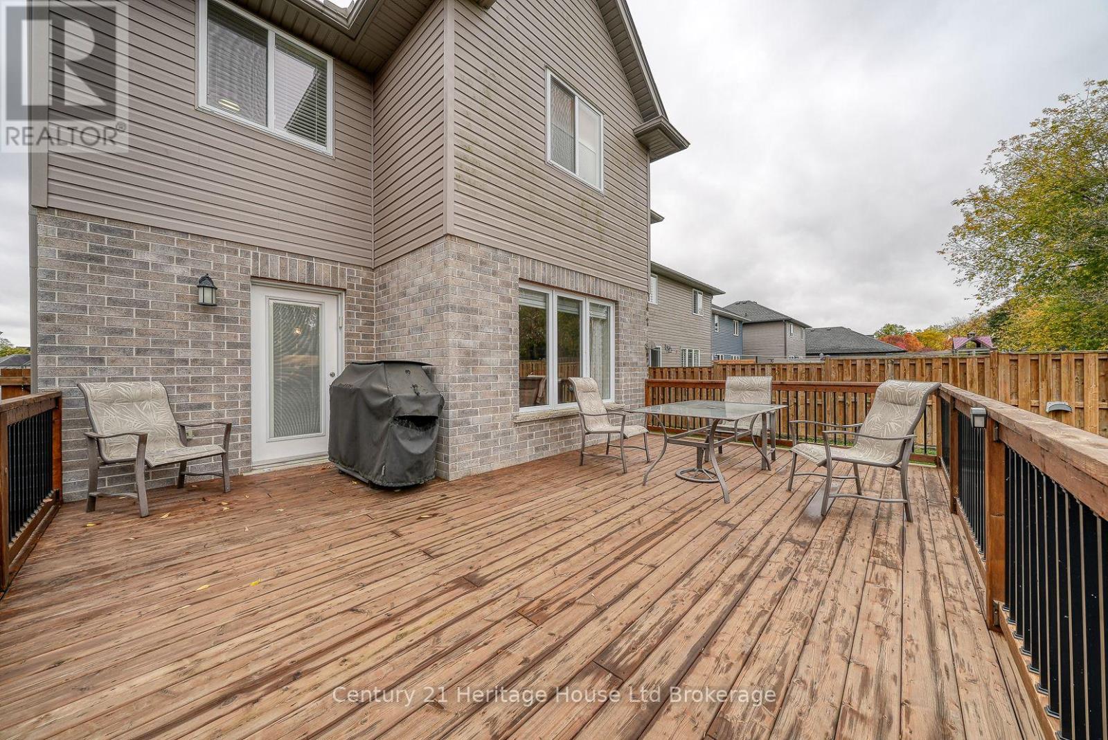 76 Pearl Street, Tillsonburg, Ontario  N4G 0A3 - Photo 46 - X12490308