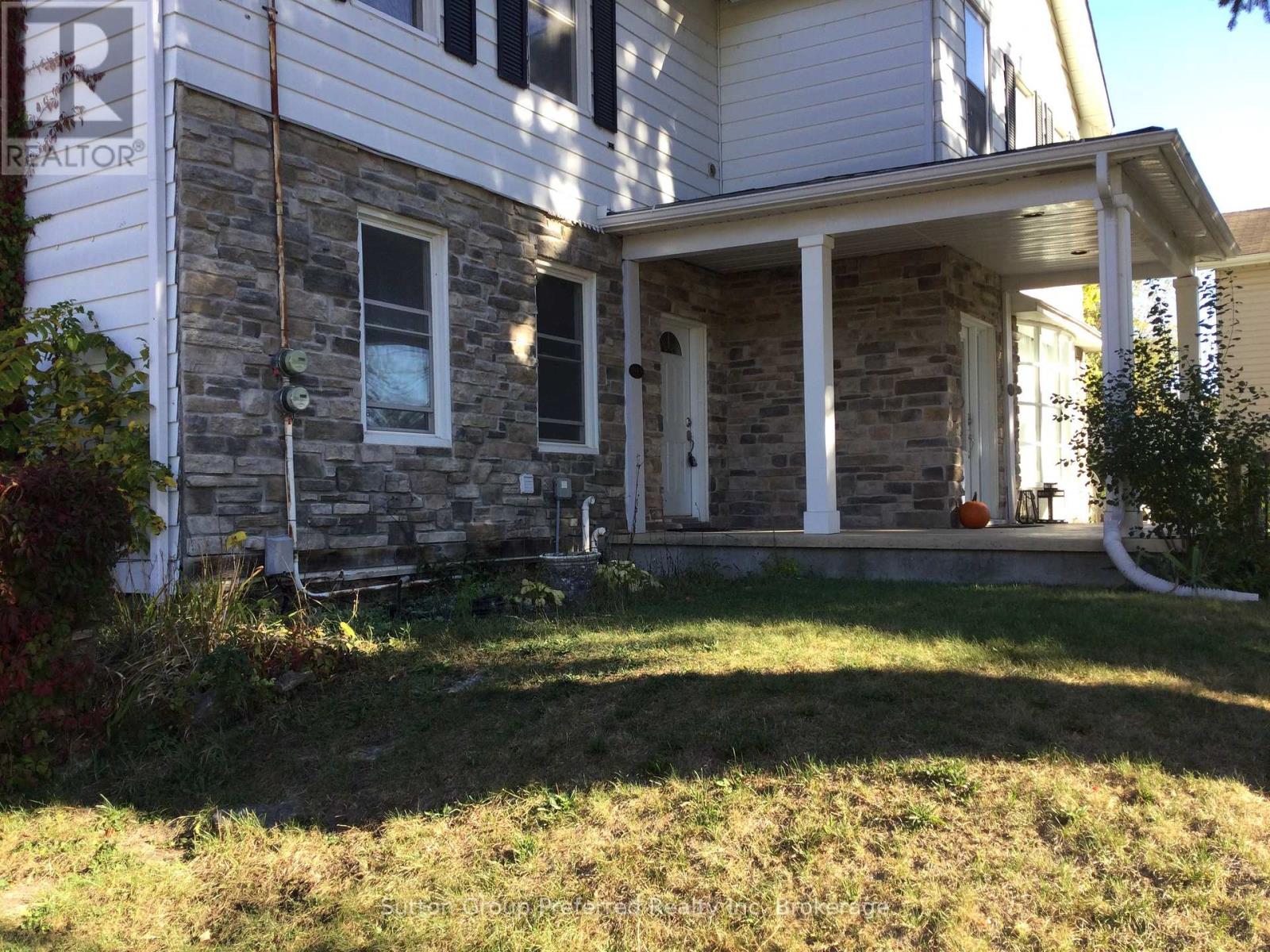 234 Victoria Street, Ingersoll (Ingersoll - North), Ontario  N5C 2N1 - Photo 3 - X12494842