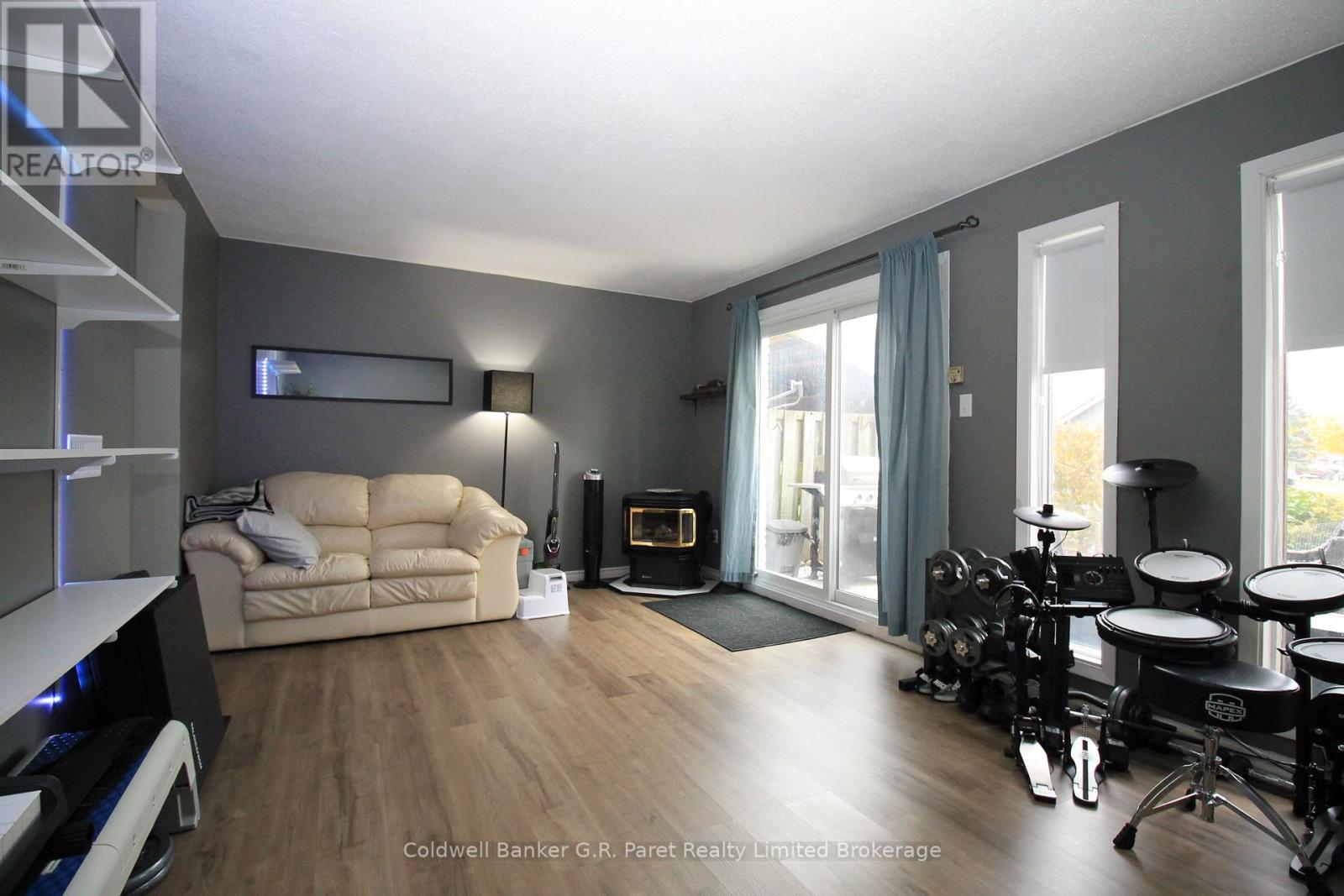 16 - 129 Concession Street E, Tillsonburg, Ontario  N4G 4N4 - Photo 10 - X12506764