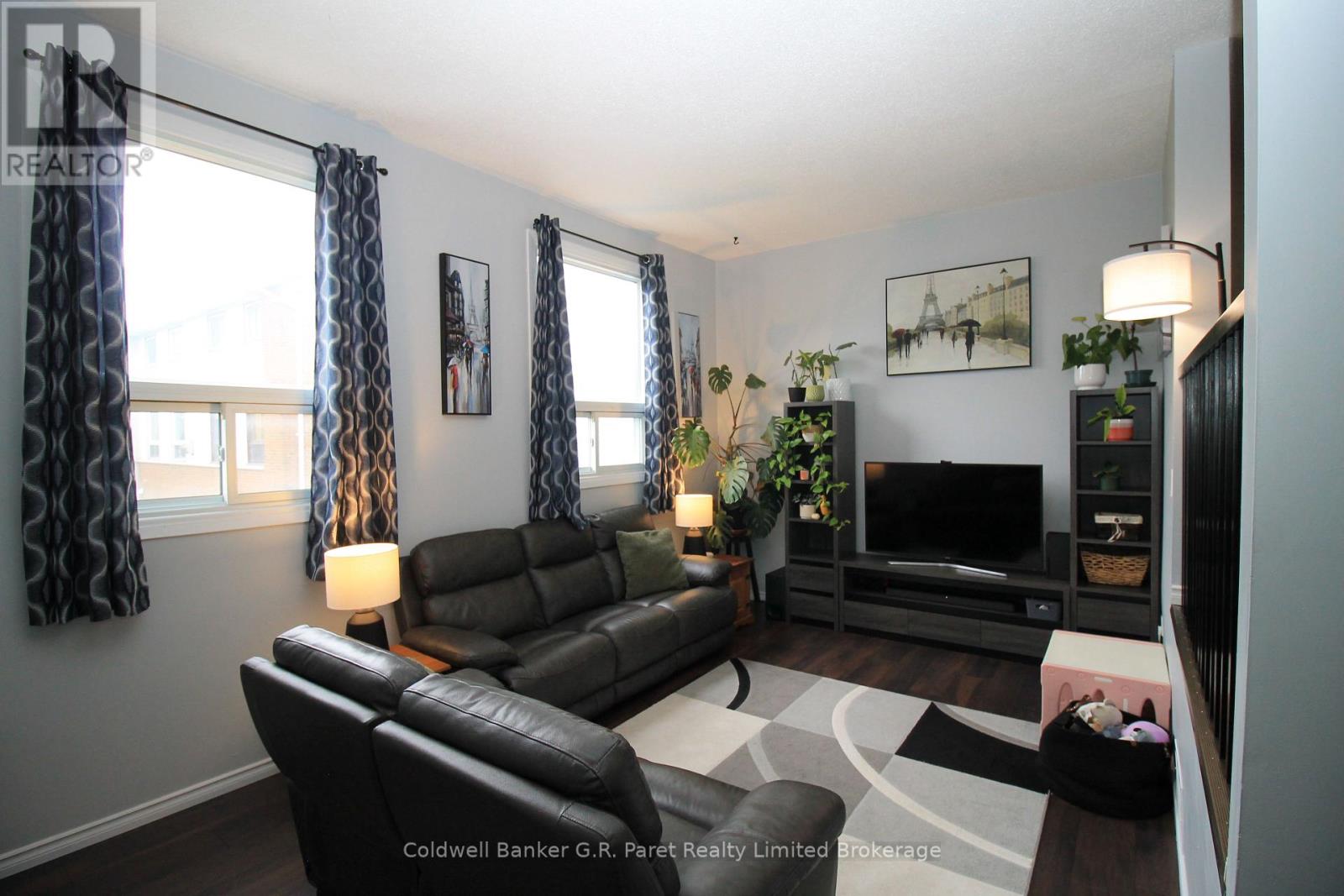 16 - 129 Concession Street E, Tillsonburg, Ontario  N4G 4N4 - Photo 5 - X12506764