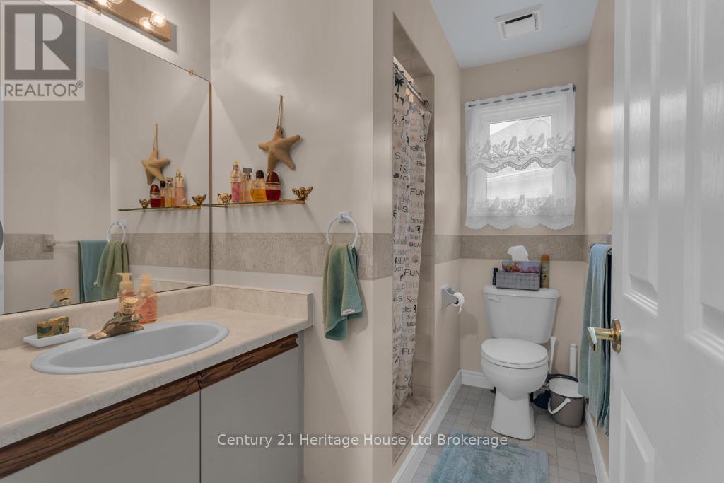 5 Dereham Drive, Tillsonburg, Ontario  N4G 5L8 - Photo 17 - X12510606