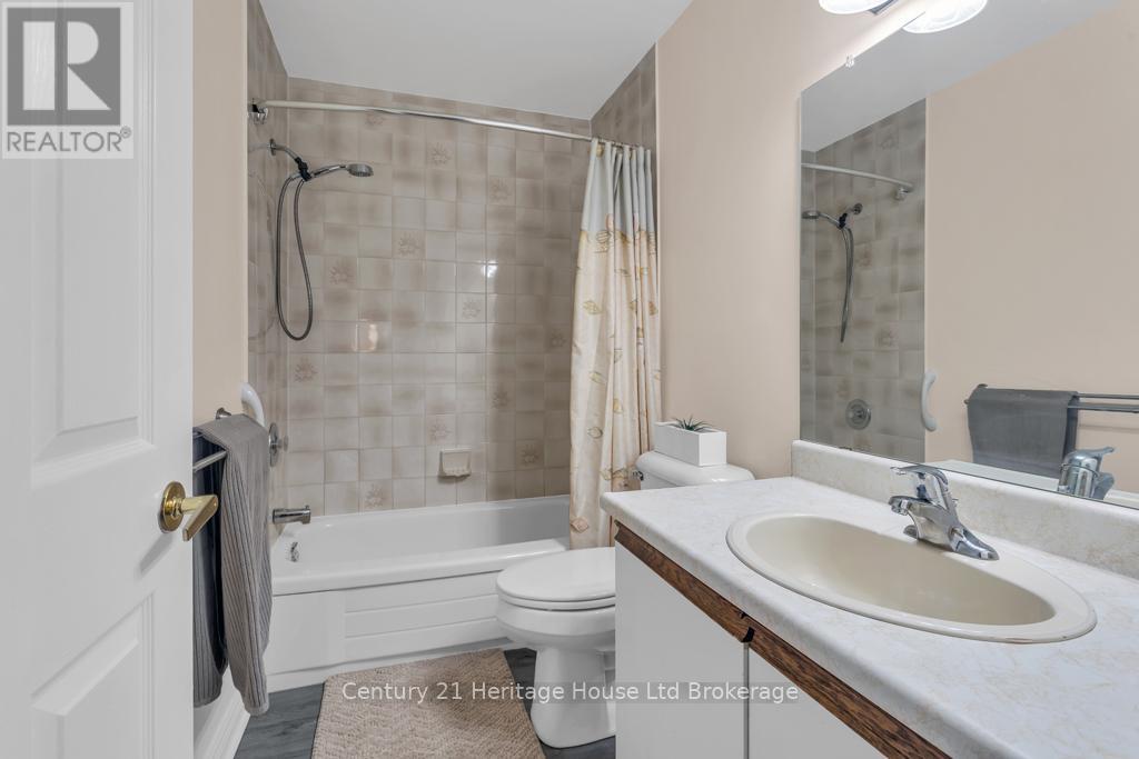 5 Dereham Drive, Tillsonburg, Ontario  N4G 5L8 - Photo 19 - X12510606