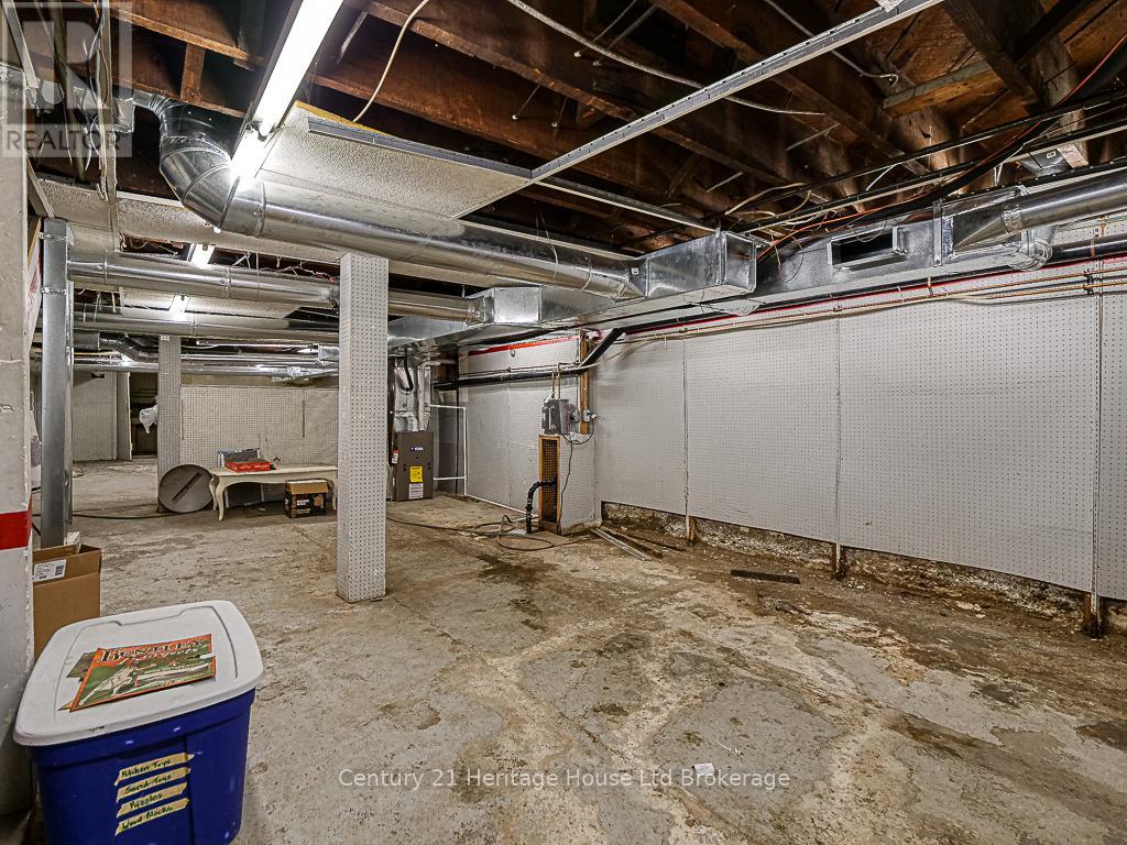 11 Riddell Street, Woodstock (Woodstock - North), Ontario  N4S 6L9 - Photo 18 - X12519230