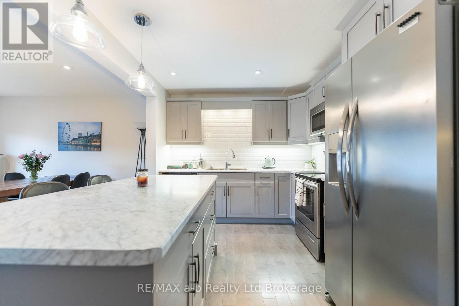 109 Denrich Avenue, Tillsonburg, Ontario  N4G 0H1 - Photo 10 - X12522410