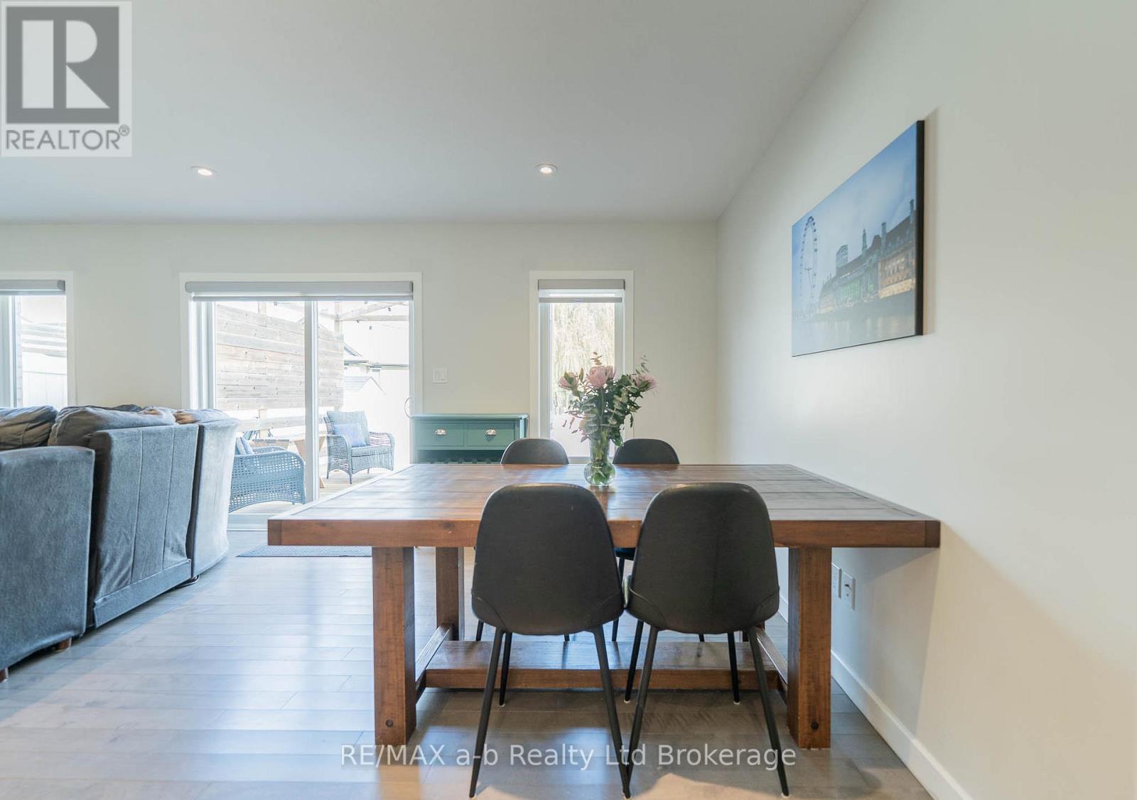 109 Denrich Avenue, Tillsonburg, Ontario  N4G 0H1 - Photo 13 - X12522410