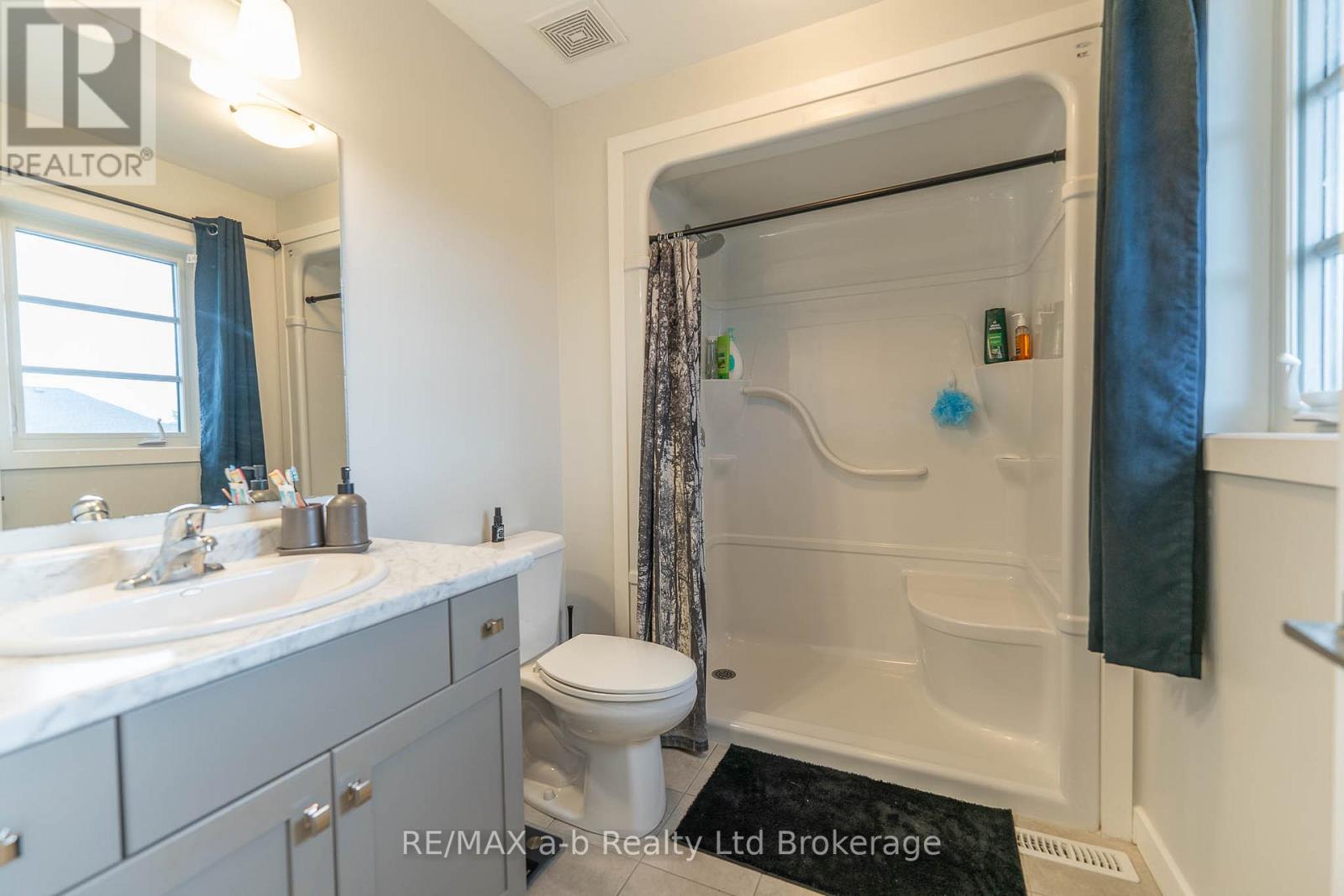 109 Denrich Avenue, Tillsonburg, Ontario  N4G 0H1 - Photo 19 - X12522410