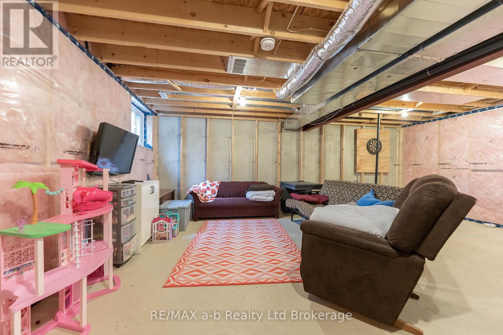 109 Denrich Avenue, Tillsonburg, Ontario  N4G 0H1 - Photo 26 - X12522410