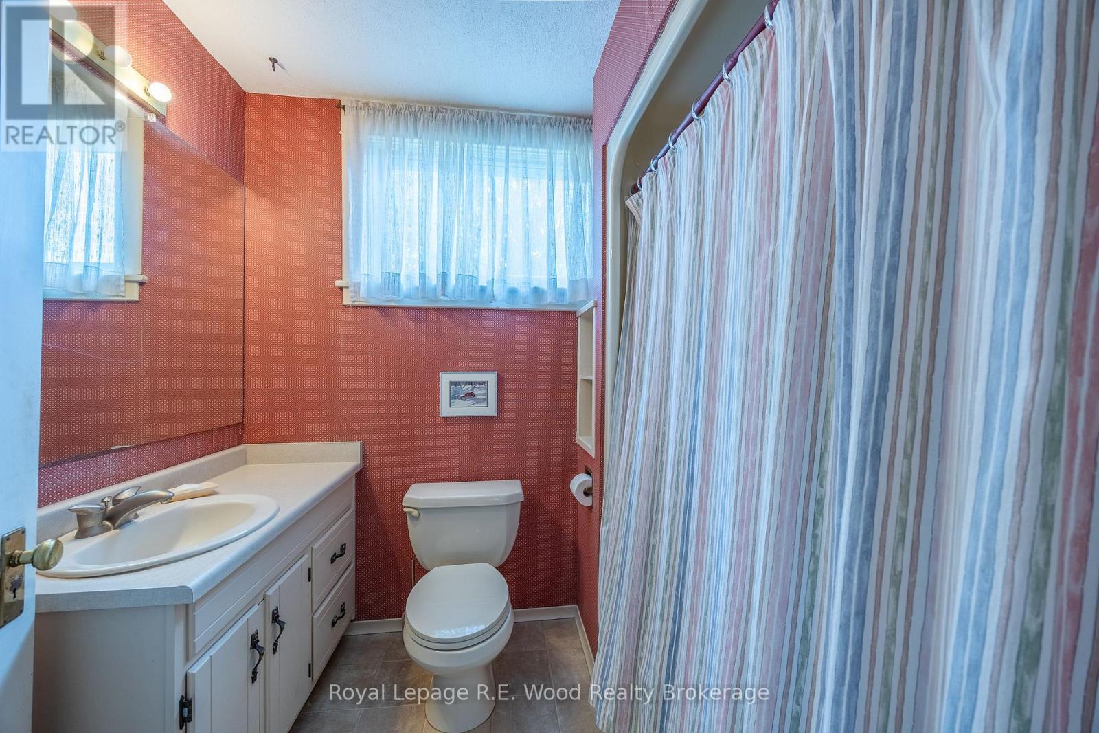 48 Lisgar Avenue, Tillsonburg, Ontario  N4G 3K8 - Photo 21 - X12523690