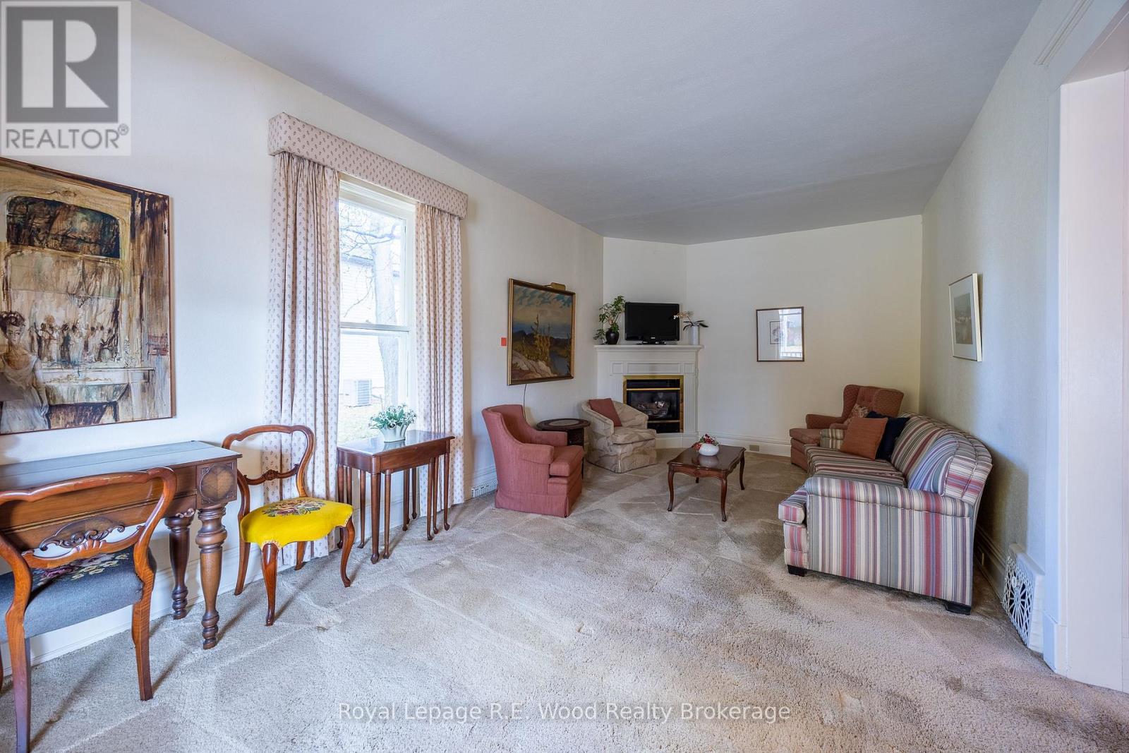 48 Lisgar Avenue, Tillsonburg, Ontario  N4G 3K8 - Photo 6 - X12523690