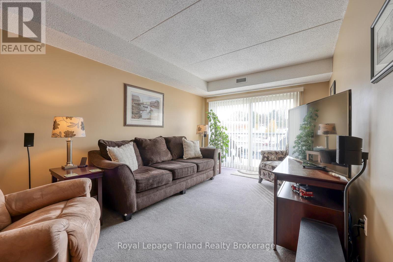 307 - 159 Ferguson Drive, Woodstock (Woodstock - South), Ontario  N4V 1A9 - Photo 11 - X12537164