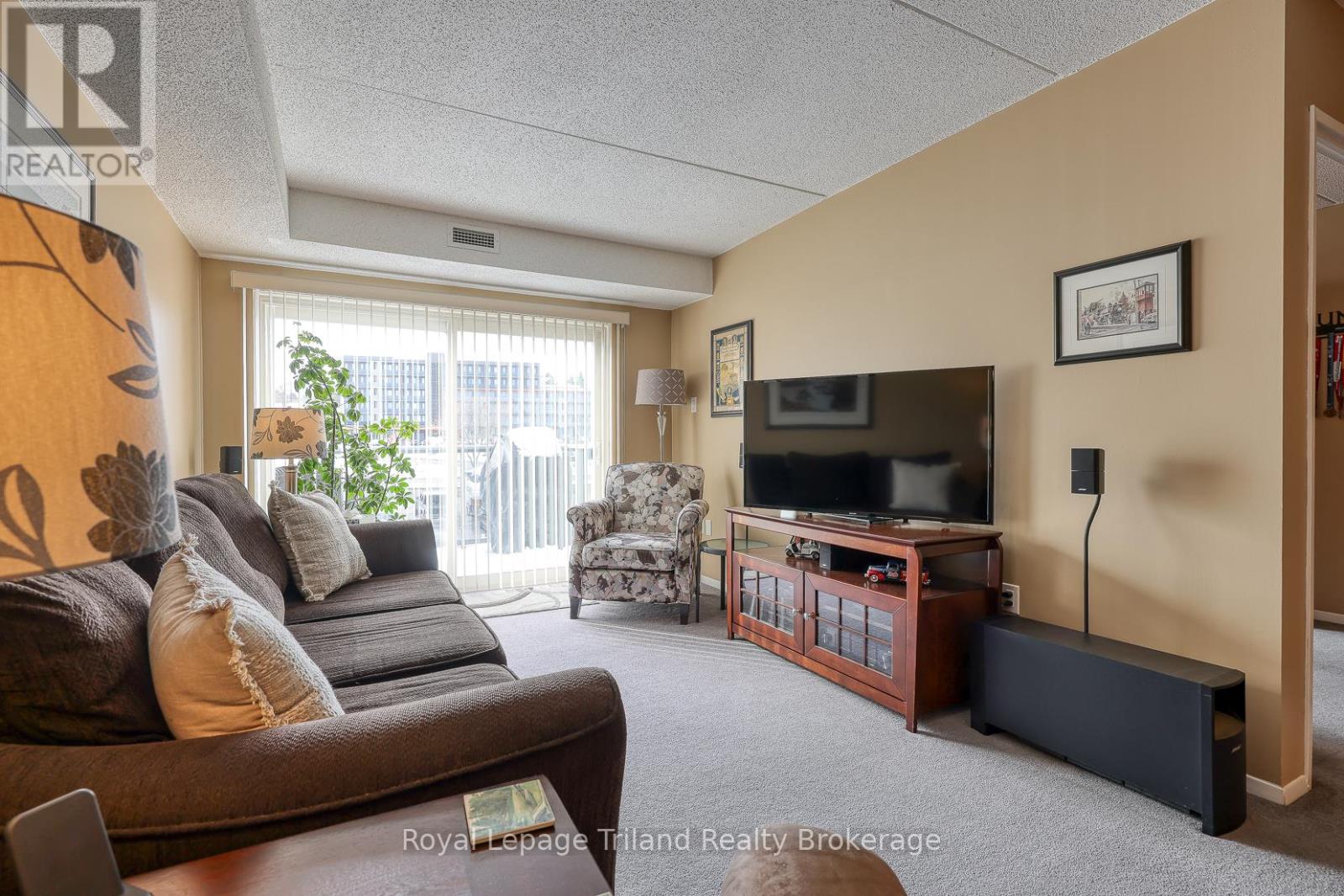 307 - 159 Ferguson Drive, Woodstock (Woodstock - South), Ontario  N4V 1A9 - Photo 13 - X12537164