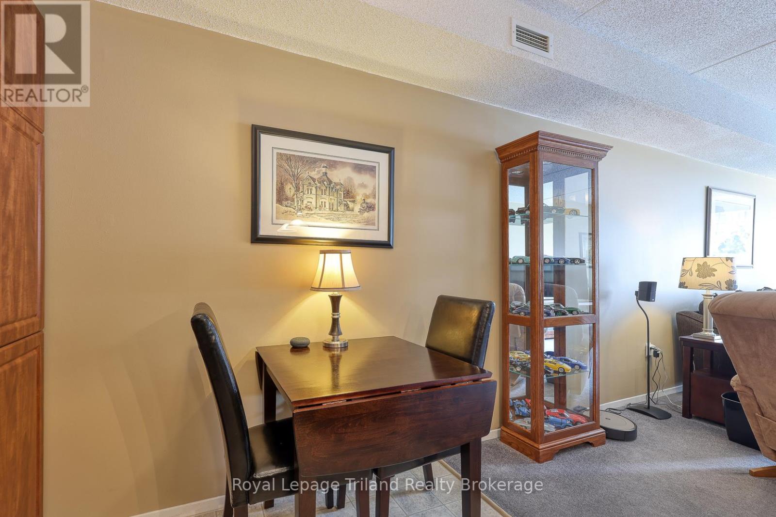 307 - 159 Ferguson Drive, Woodstock (Woodstock - South), Ontario  N4V 1A9 - Photo 20 - X12537164